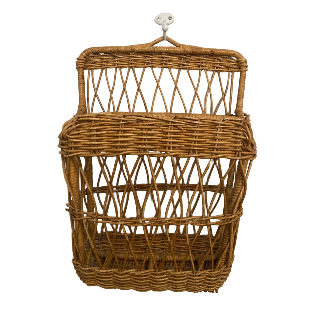Wicker Hanging Wall Basket